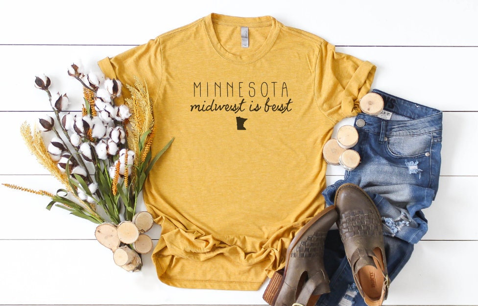 MINNESOTA Midwest is BEST UNISEX T-Shirt